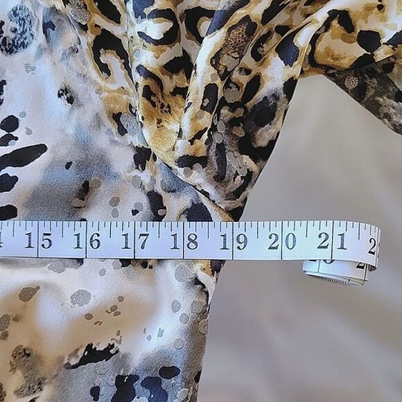 Vtg Tadashi Collection silk blend leopard print faux wrap blouse size 10 - Picture 8 of 13